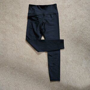 Athleta Elation Shine High Waisted Leggings, Black SIZE Medium EUC